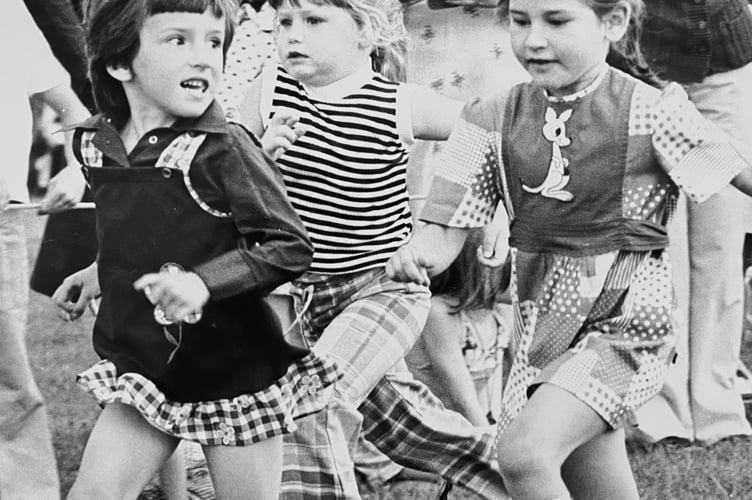 Racing youngsters at Kingsteignton Carnival Fayre from Spetember 1977