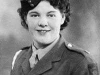 Bovey Tracey remembers its fallen heroes