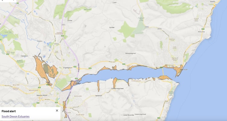 The Environment Agency has issued a flood alert for the Teign estuary and Dawlish