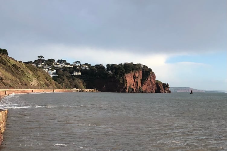The stretch of railway line from Sprey Point to Parson's Tunnel (Teignmouth to Holcombe)