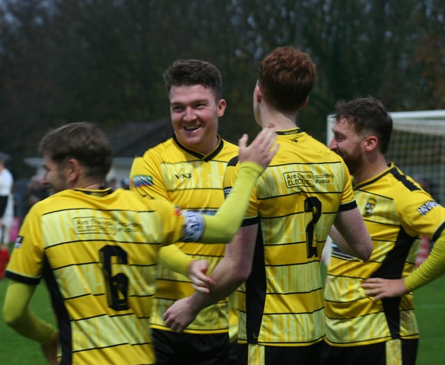 Bucks hit eight and compound Mallet misery