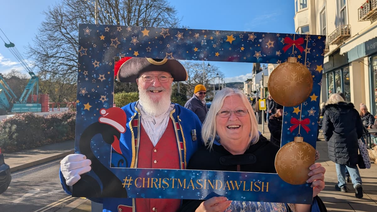 Weather forecast delayed Dawlish Christmas festivities