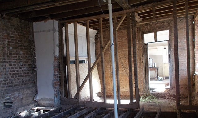 Man told to pay £38,000 after stripping out historic listed building

