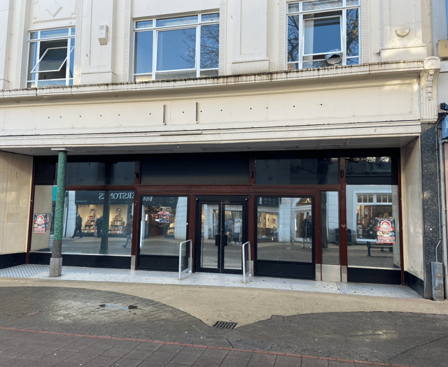 Austins' expansion plans as store moves to replace M&S shopfront 