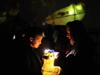 WATCH: Newton Abbot's Christmas Lantern Parade