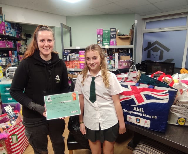 Teignmouth girl proves it is the season tabby jolly