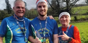 Trotters trio enjoy a jolly race