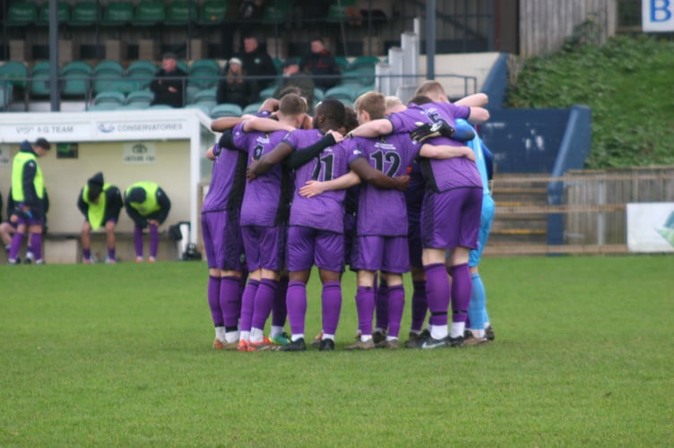 Ivybridge Town huddle vs Buckland