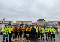 Volunteers brave Christmas Day rescue efforts