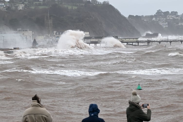 Storm Ingrid batters Teignmouth. Photo: MDA/StevePope