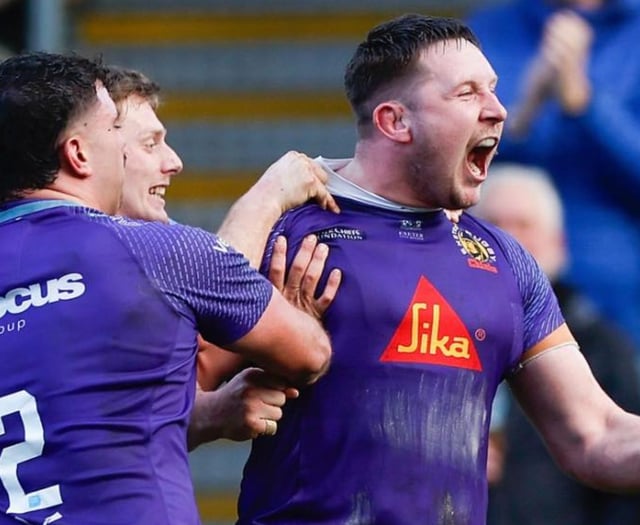 Forward momentum drives Chiefs past Sharks in the Cup