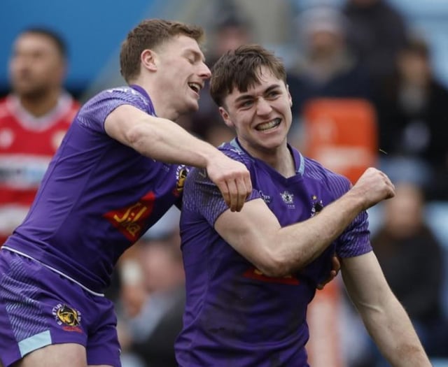 Ridl’s treble fires Exeter Chiefs to brink of the knockouts