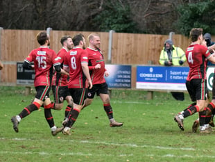 Bovey survive scare to reach the semis