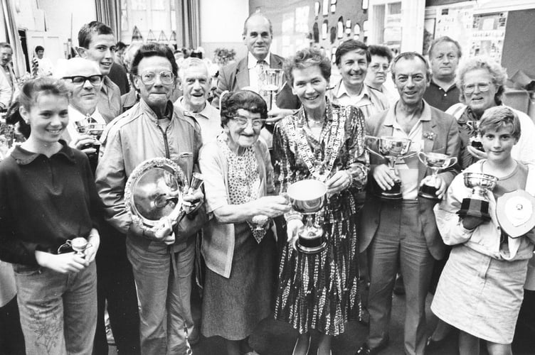 September 1989 and Newton Abbot town mayor Babs Mayhew presents the prizes to the winners at Newton Abbot Horticultural Show