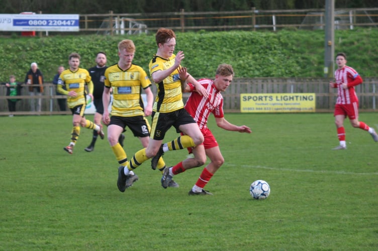 Defender Rafa Beadman drives Buckland forward