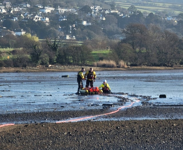 Dawlish coastguards train for mud rescues