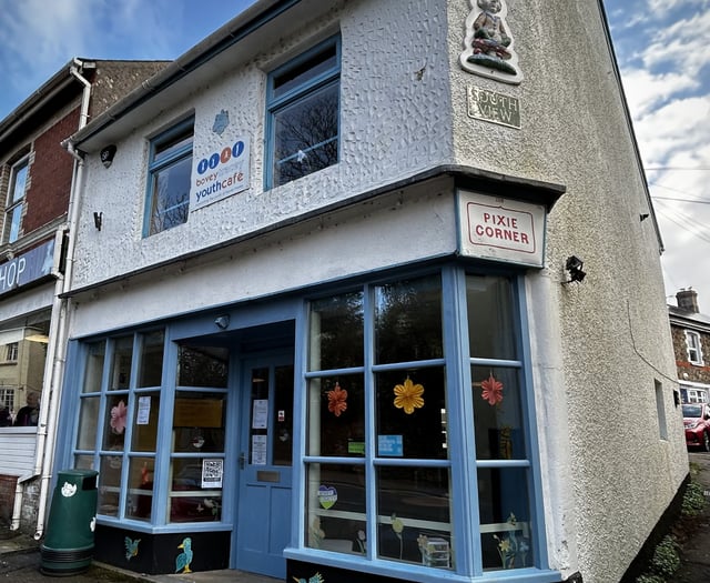 Youth Cafe awarded £7,000 grant to tackle rising youth issues