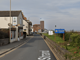 'Incident ongoing' as Starcross road closed 