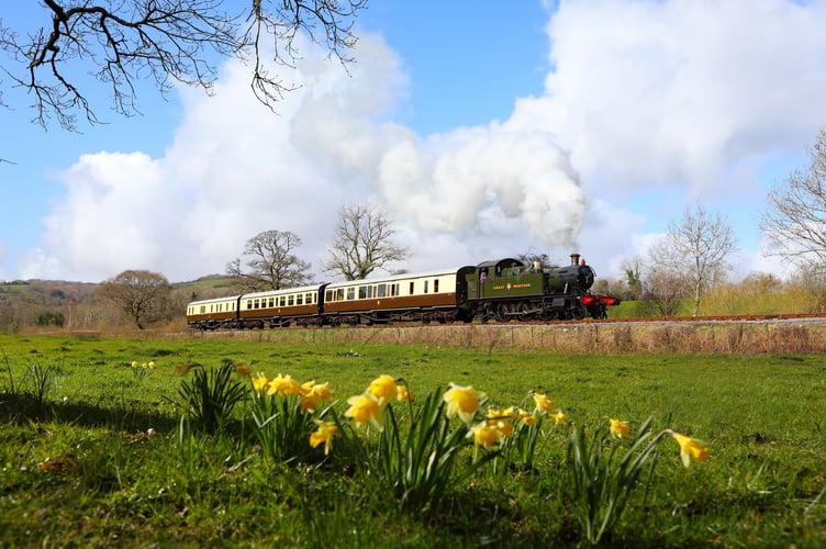 Full steam ahead for an Easter gala