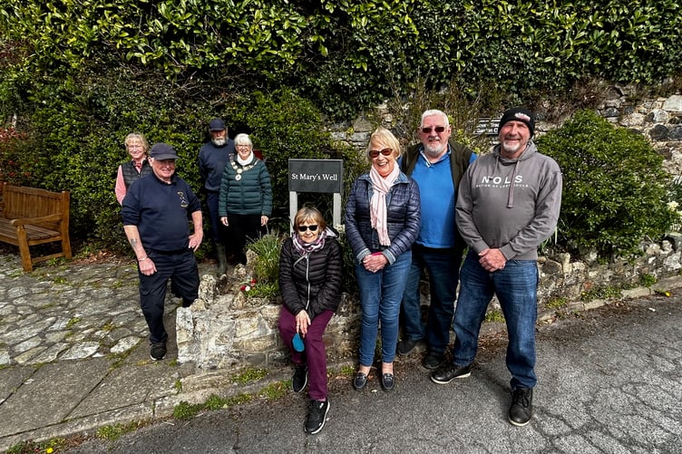 A new name plaque has been installed at a historic spot in Bovey by St Mary's Well.