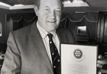 Dawlish pays tribute to Bernard Tippins