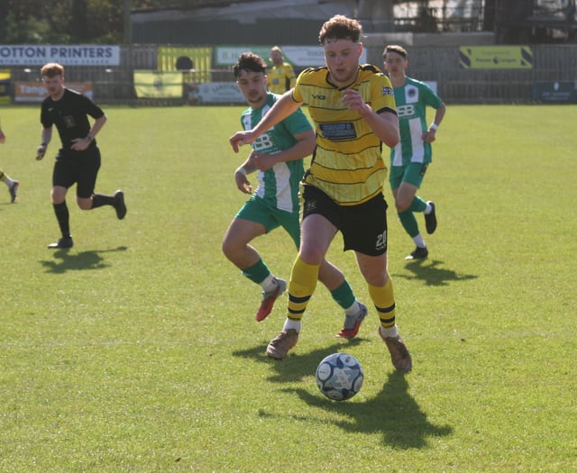 WATCH: Buckland Athletic vs Helston Athletic photography