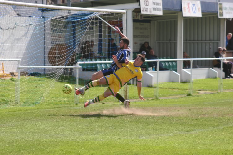 Toby Pullman gives Spurs the lead against Middlezoy