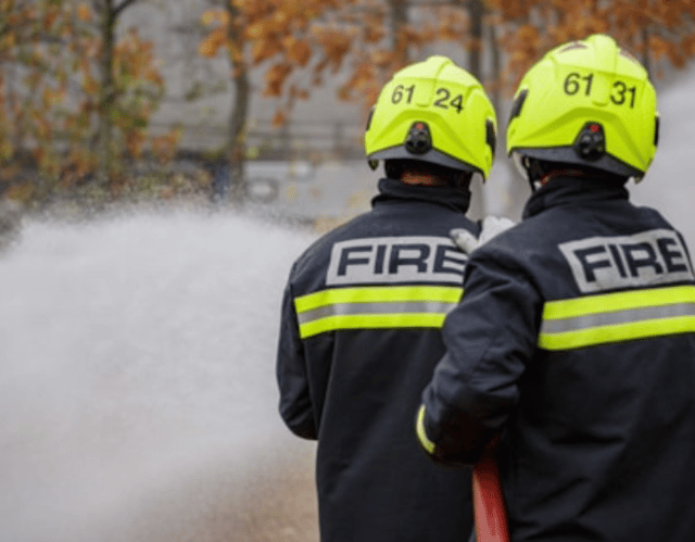 Fire crews tackle hedge blaze that spread to four gardens