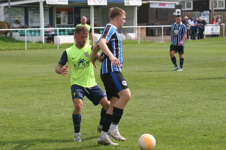 Spurs Kye Drinkwater on the ball