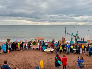 Hundreds gather for pollution protest 