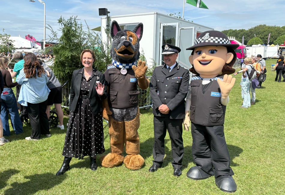 Alison Hernandez | Rural life celebrated in Devon and Cornwall