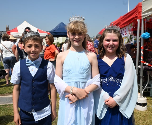 Carnival Queen crowned at Shaldon Spring Fete