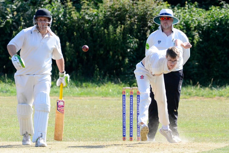 Chudleigh's opening bowler Sam Haywood runs in with the new ball against Plymouth