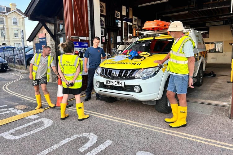 Dawlish Coastguard and Teignmouth RNLI volunteers