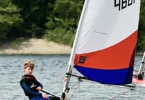 Teenage duo to sail French waters