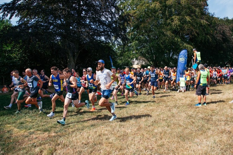 Totnes 10K start 2026