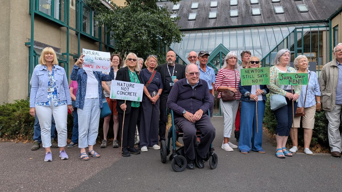 Protests as Newton Abbot planning inquiry begins