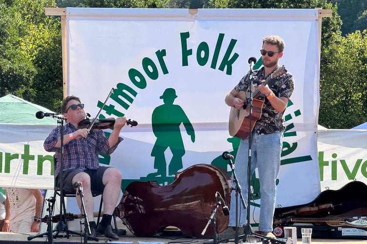 Arthur Coates and Kerran Cotterell went down a storm at the festival. AQ 8437