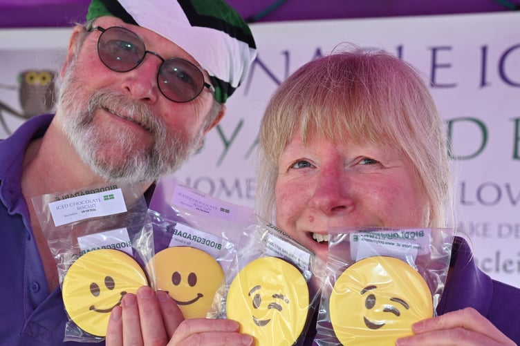 Moretonhampstead Food Festival. Biscuits with a smile - Geoff and Jnny Pinn from Tipton St John's Pinnacle Icing