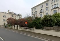 'Visual vandalism’ objections over wall removal