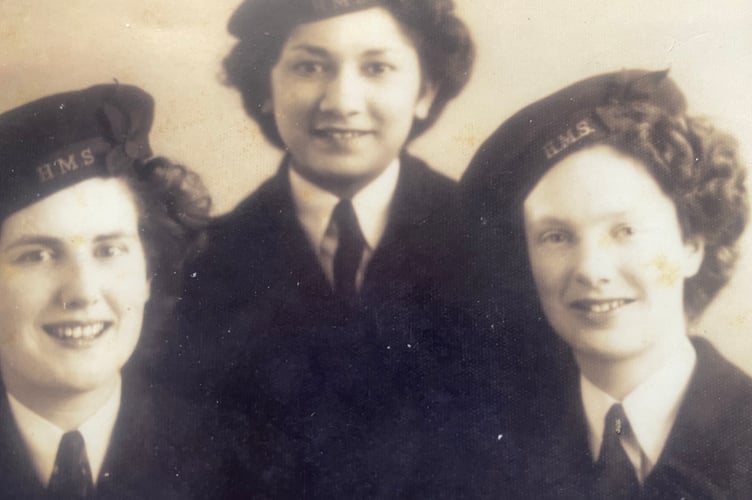 Jo Birch, centre, with two of her Bletchley Park colleagues, early 1940s