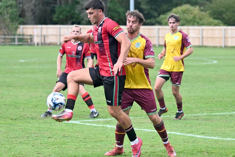 Jewson Western Football League Premier Division. Match action from Bovey Tracey versus Street FC with a 4-0 win for Bovey