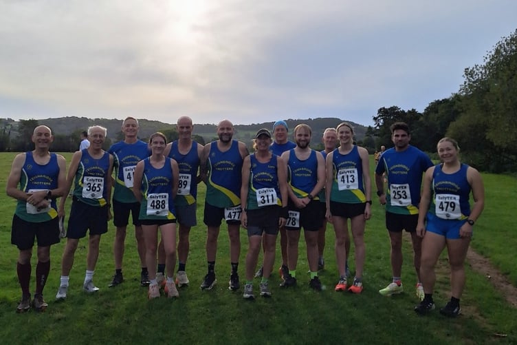 Trotters at Coly Ten start